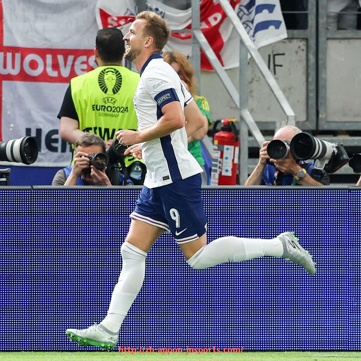 江南体育APP-巴萨2018西甲赛程与梅西数据交叉分析